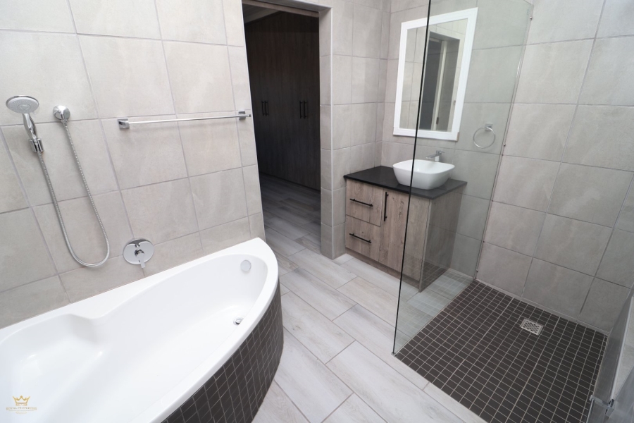 3 Bedroom Property for Sale in Pearly Beach Western Cape